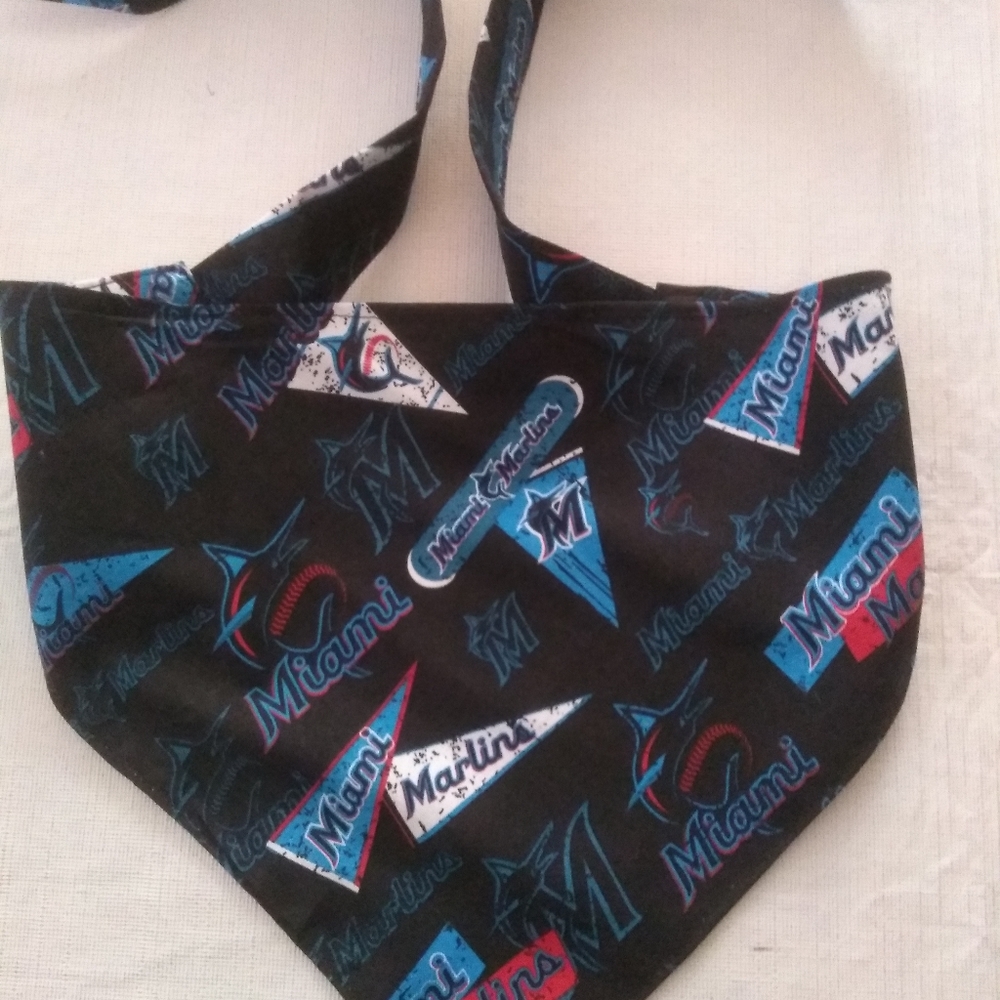 NWOT Florida Marlins Dogs bandana new xsmall to xlarge